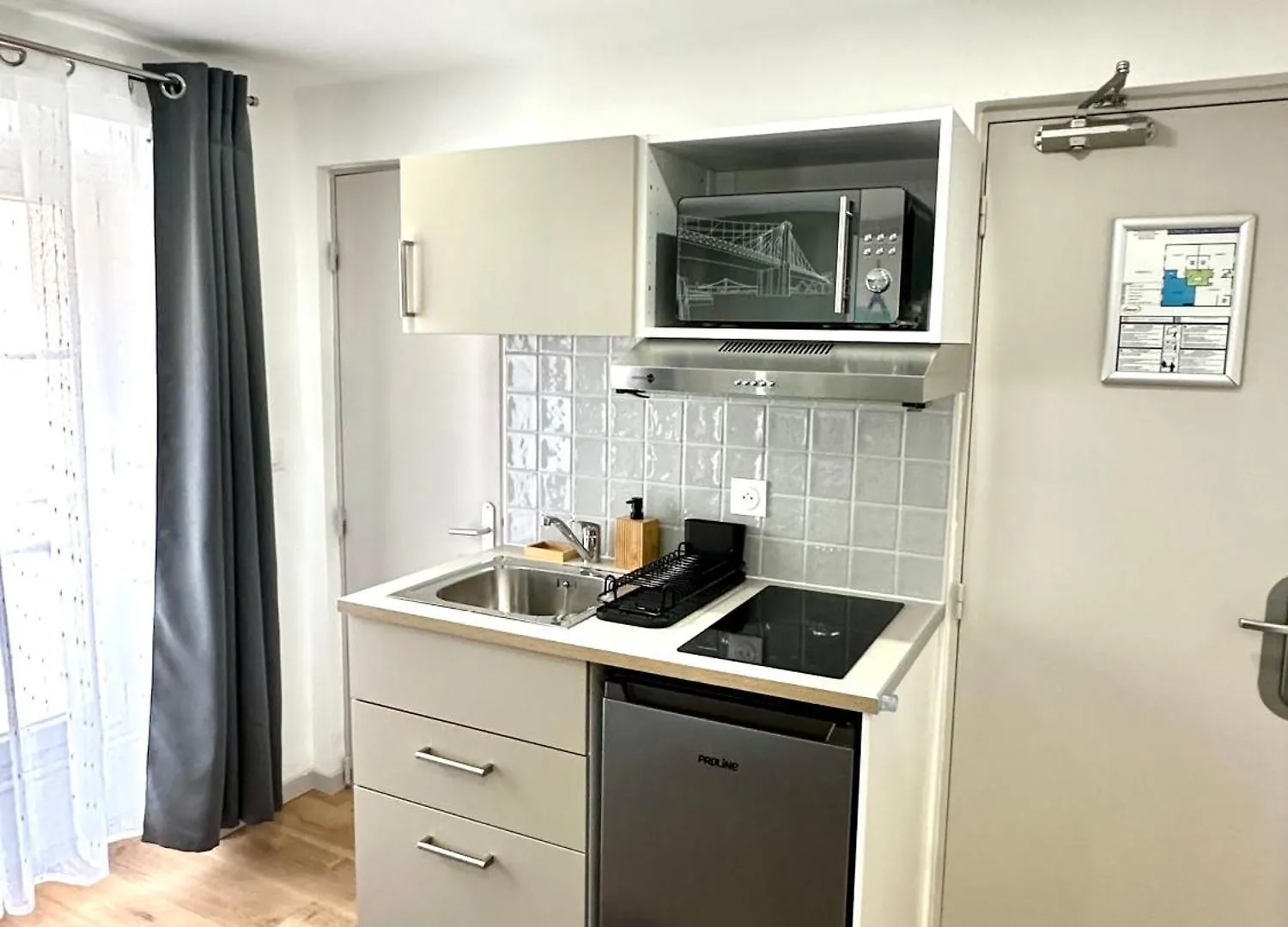 Hotel Residence A La Buttes Aux Cailles Paris Fransa